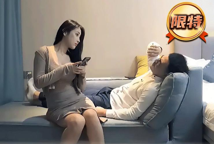 操人妻少妇av在线的相关介绍