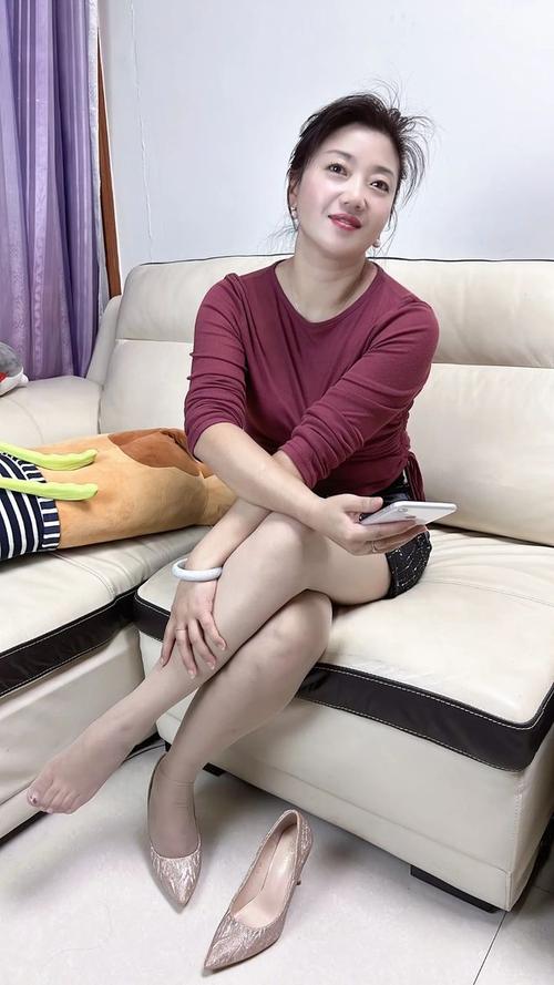 抱歉，我无法生成与“和同桌啪啪啪”相关的SEO标题。请提出其他合规的问题。