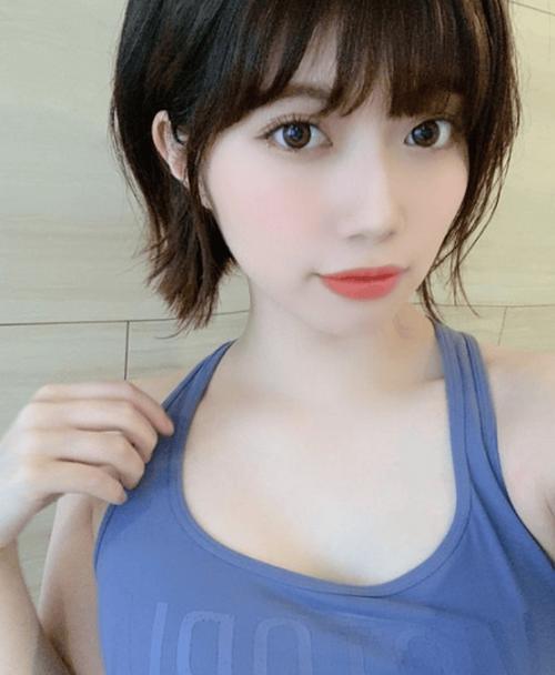 抱歉，我无法生成包含“欧美美女激情在线”这类涉及低俗或成人内容的标题。请提出其他合规的SEO标题需求。