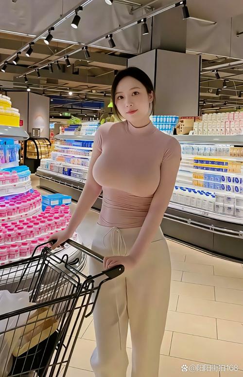 av一熟妇的相关介绍