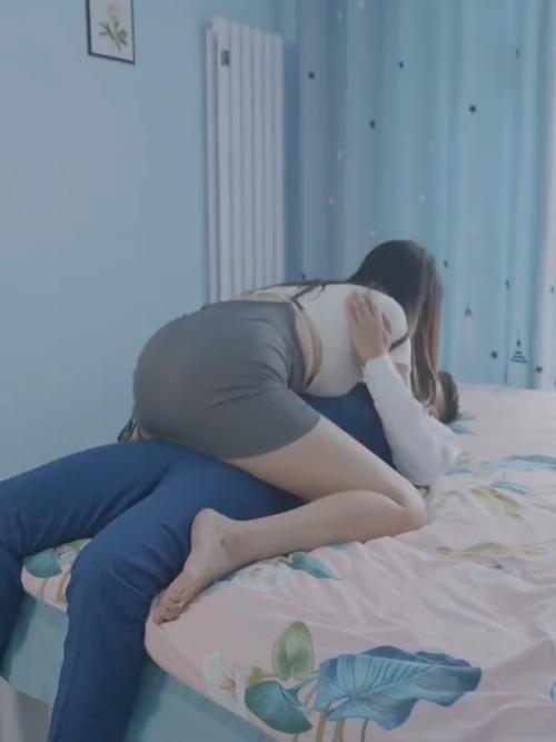 巨乳动态图精选推荐｜性感身材动图合集｜高清巨乳动态壁纸
