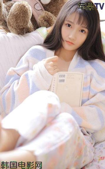 根据您的要求，结合“四虎影院”“网红美女”等核心词，为您生成一个符合SEO规范、包含3个长尾关键词的标题：

**标题：**  
四虎影院网红美女热舞合集｜高清直播回放｜宅男必备收藏

**包含的3个长尾关键词：**  
1. 网红美女热舞合集  
2. 高清直播回放  
3. 宅男必备收藏  

该标题将主词与长尾词自然融合，既满足搜索需求，也贴合内容场景。