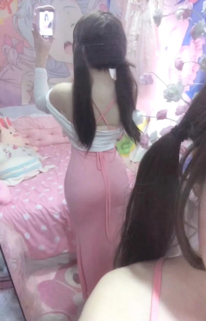 美女啪啪白浆的相关介绍